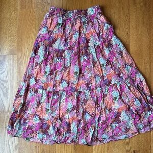 Birds of Paradis by Trovata Peasnt Skirt